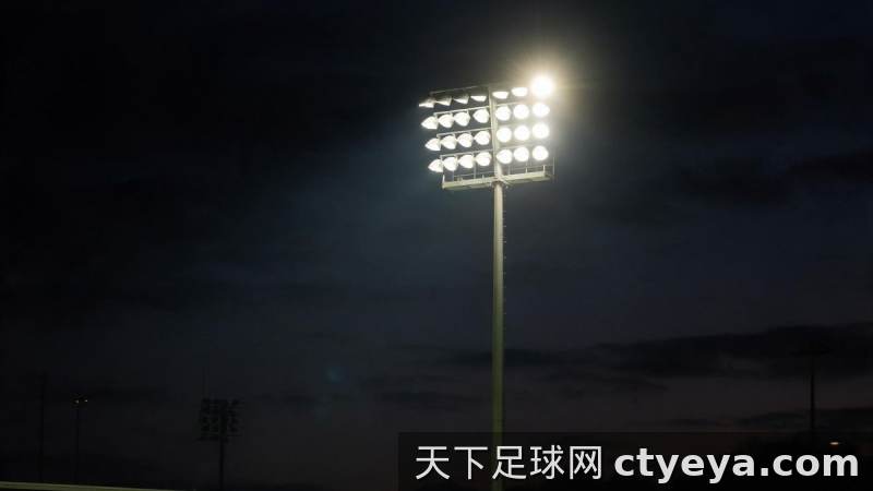 防守反击撕裂边路空当